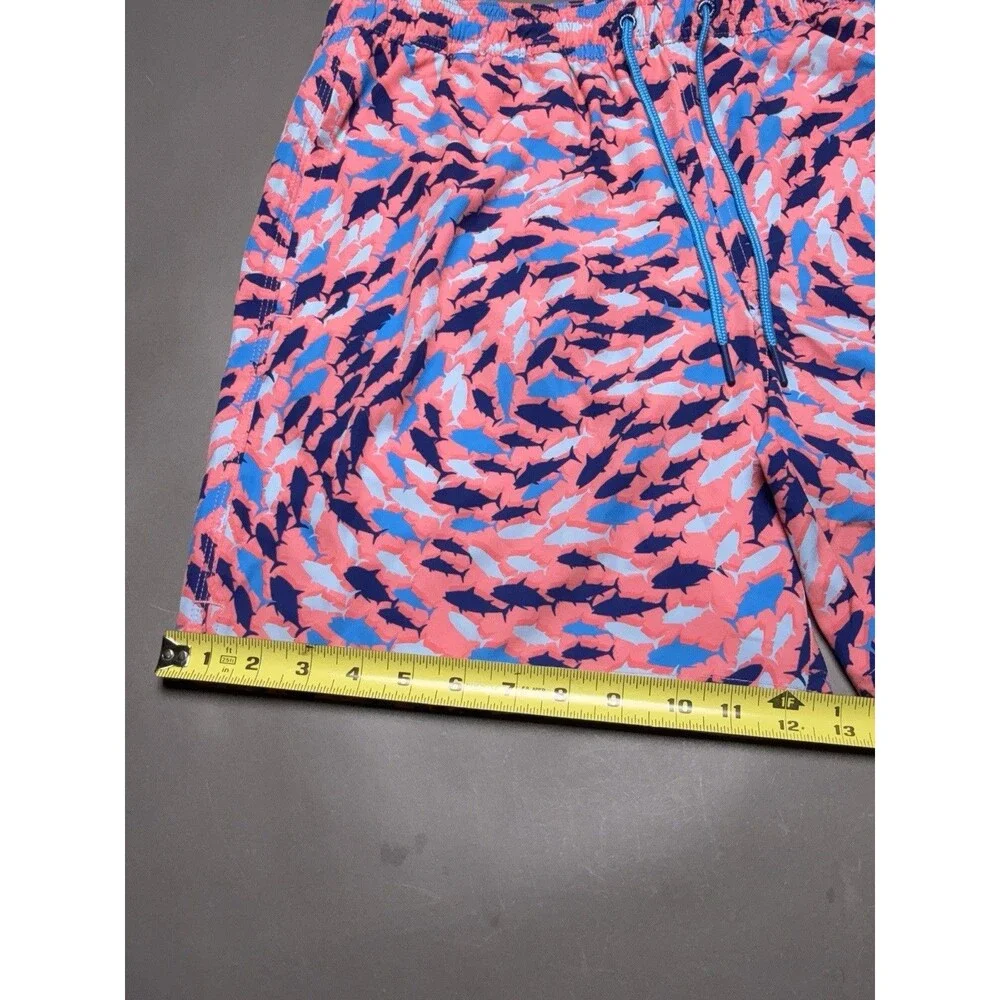Vineyard Vines Men’s 7” Chappy Swim Trunks L Multicolor Fish Print Shorts